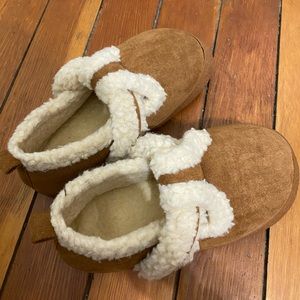 Home wear shoes